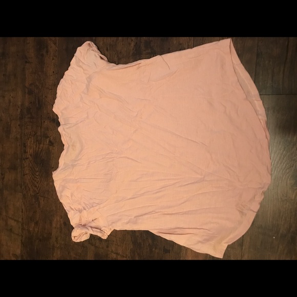 H&M Basic Tee - Picture 2 of 4